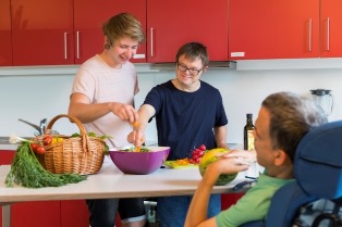 Eine bedarfsgerechte Assistenz sowie die Stärkung der Selbstständigkeit und Eigenverantwortlichkeit liegen uns sehr am Herzen. Eine bedarfsgerechte Assistenz sowie die Stärkung der Selbstständigkeit und Eigenverantwortlichkeit liegen uns sehr am Herzen.